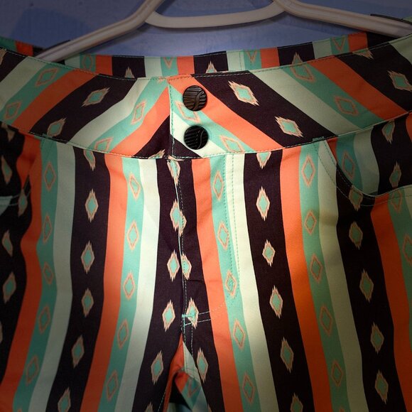 Shebeest Dirty Beest Shorts - Picture 6 of 6